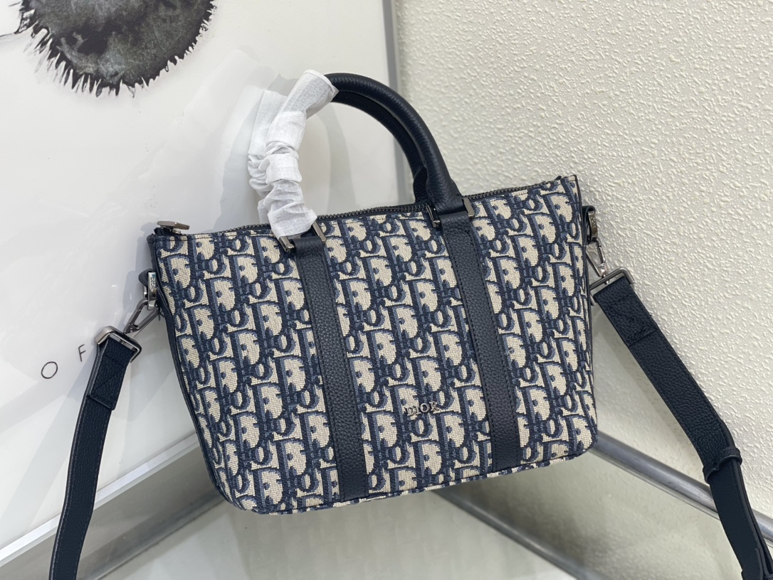 D Inspired Weekender 25 Handbag - Old Flower White Bag - Gorchic - $167.99