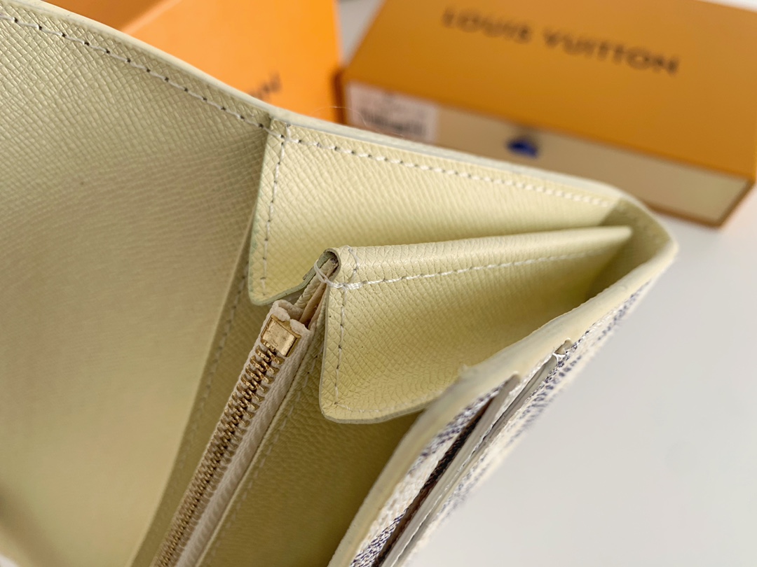 Designer Monogram Portefeuille Sarah Long Wallet - Gorchic - $58.99