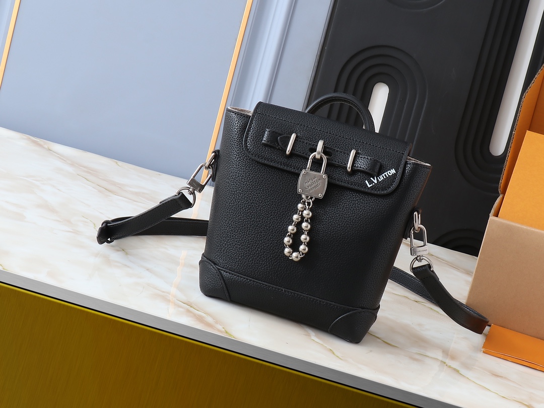 Designer Monogram Steamer Crossbody Black  Autres Cuirs Bag - Gorchic - $117.99