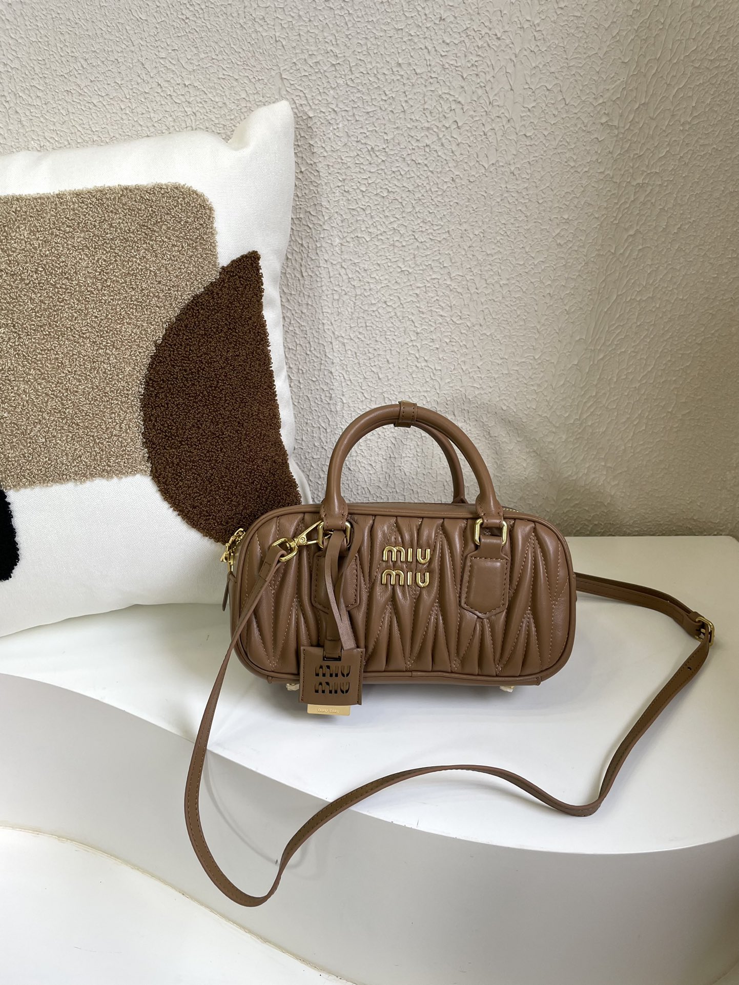 MU Arcadie matelassé nappa leather bag Brown S-wide Size - Bag - Gorchic - $131.99