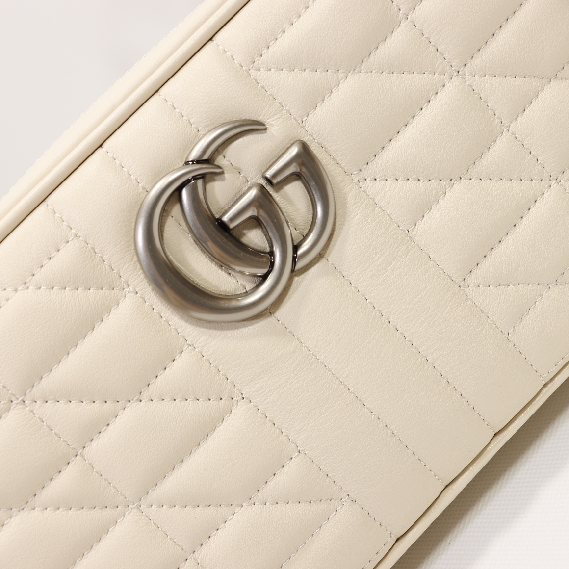 Double-G GG Marmont Chain Shoulder Bag - Gorchic - $106.99