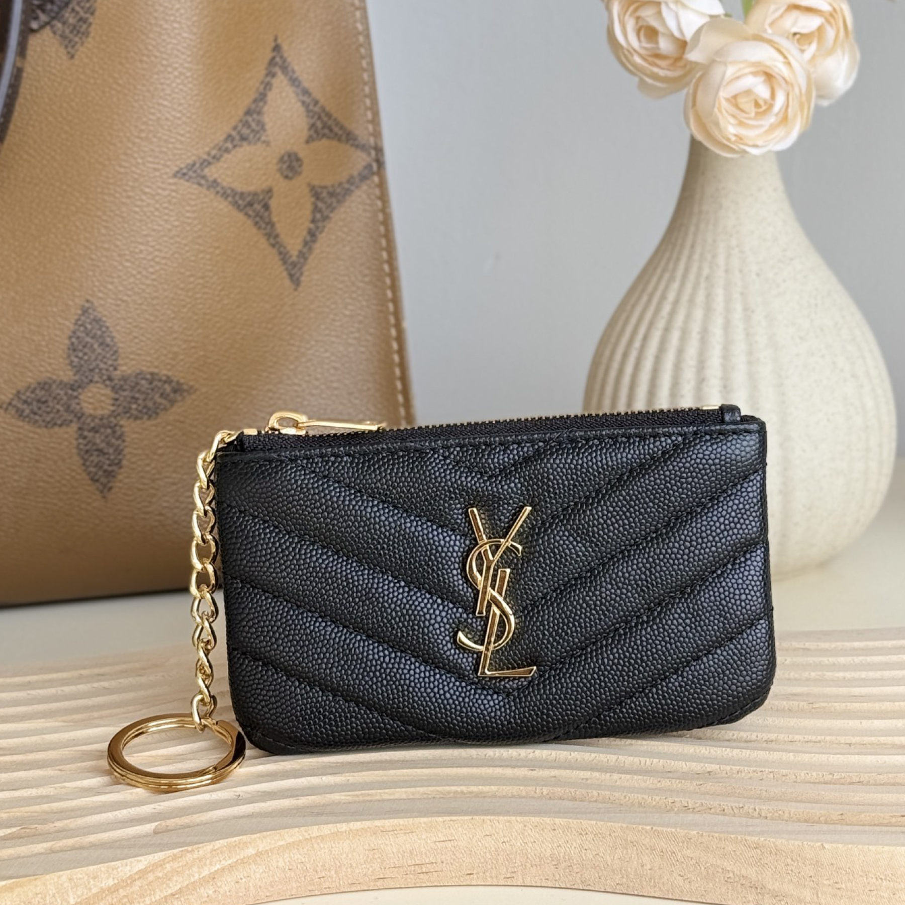 Lady Designer Ball-Patterned Cowhide Wallet -Black Gold Wallet - Gorchic - $55.99