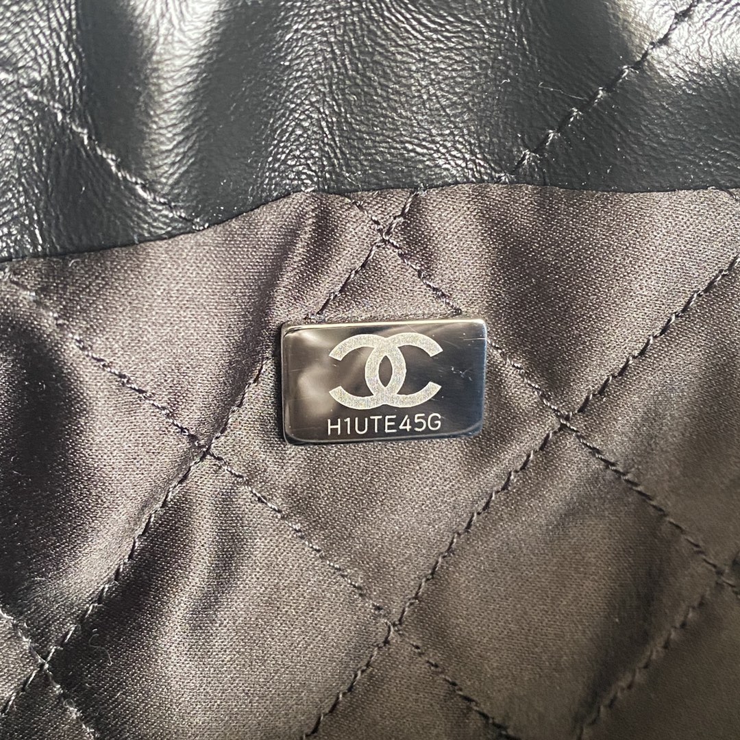 CC Inspired 22 MINI HANDBAG Shiny Calfskin & Sier-Tone Metal Black - Bag - Gorchic - $161.99