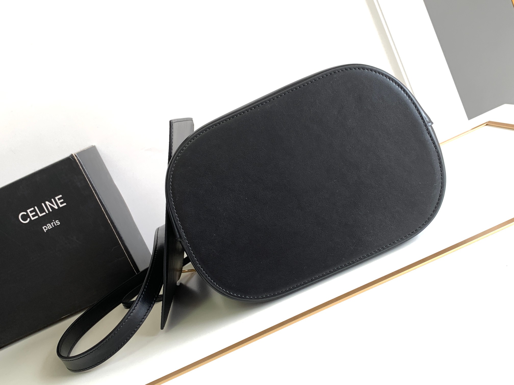 CL Medium Smooth Cowhide Handbag - Black Bag - Gorchic - $145.99