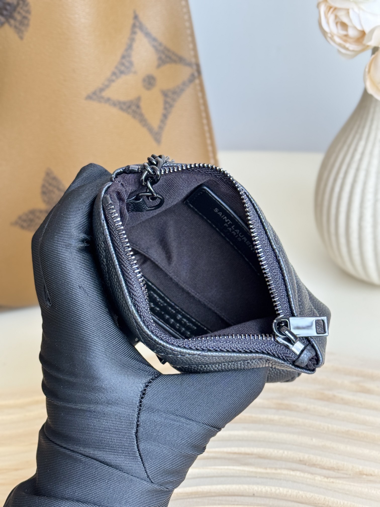 Lady Designer Ball-Patterned Cowhide Wallet -Black Leather Gold Wallet - Gorchic - $55.99