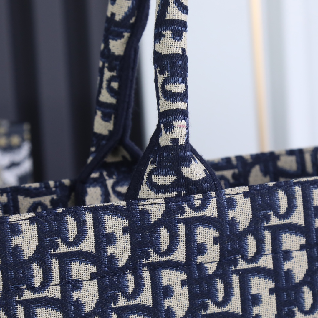 D Inspired Book Tote - Large - Bag - Gorchic - $169.99