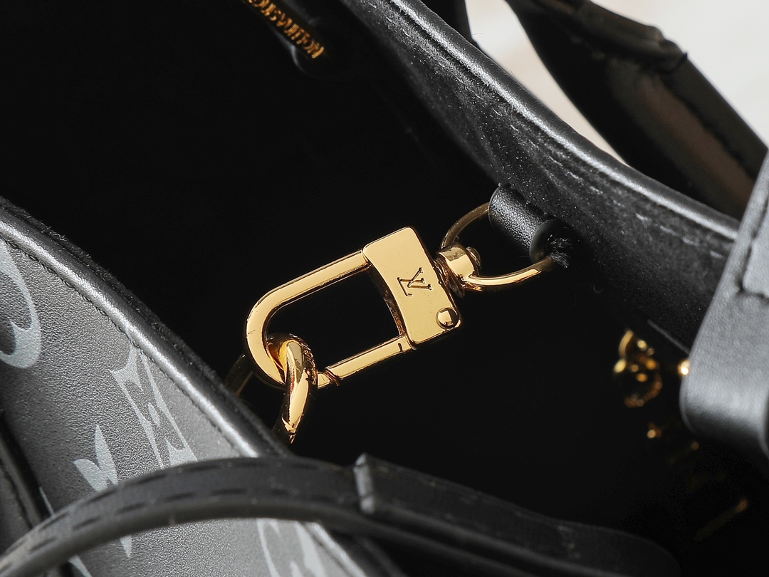 Designer Monogram Monogram Lnk Collection Onthego Large Handbag - Gorchic - $132.99