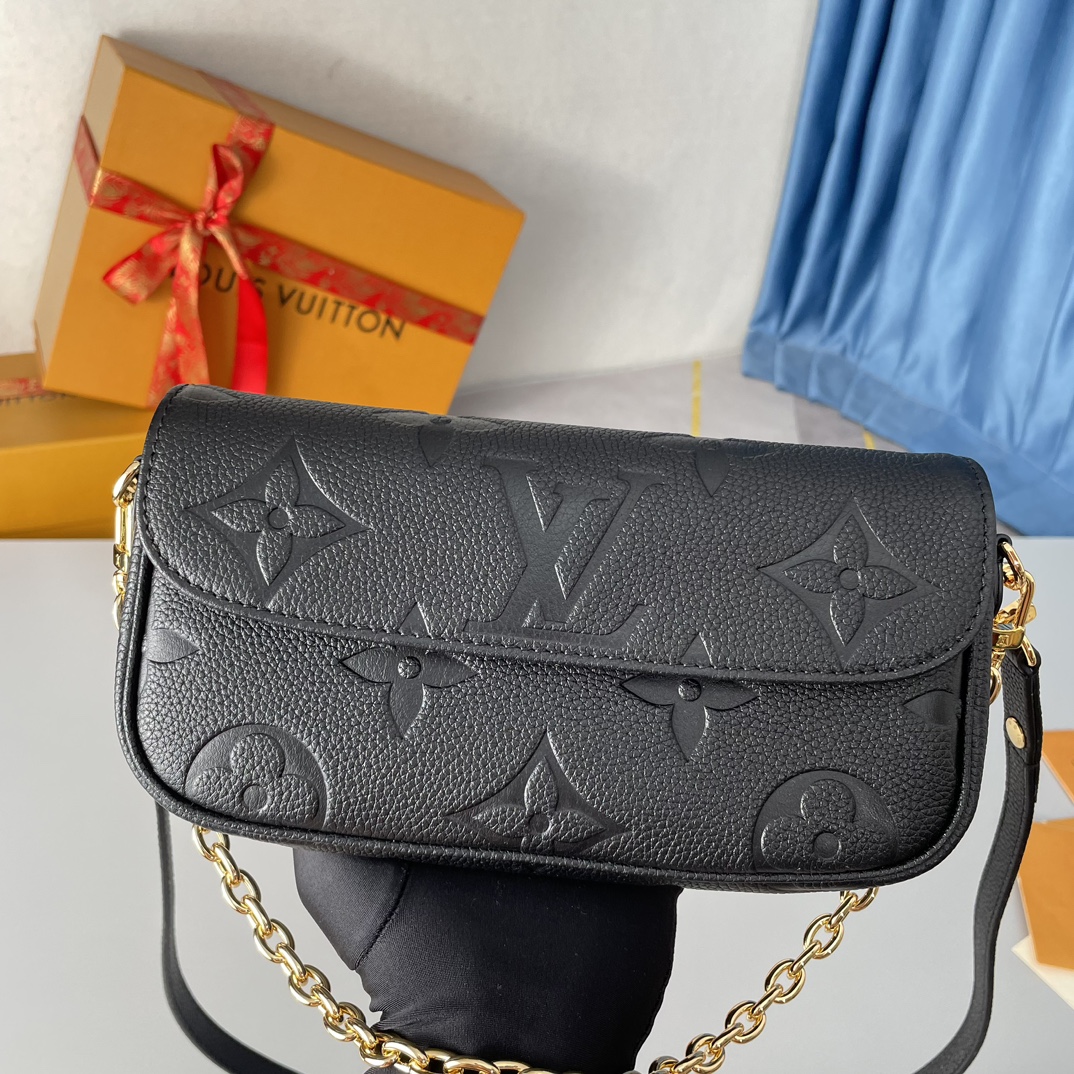 Designer Monogram Empreinte Monogram Leather Black Wallet On Chain Ivy - Bag - Gorchic - $118.99