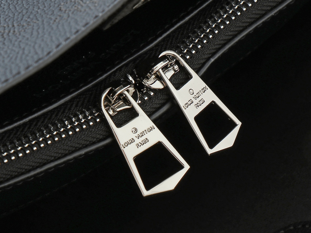 Designer Monogram Flore Black Bag - Gorchic - $137.99