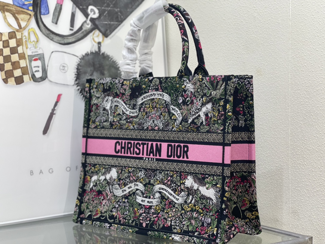 D Inspired Book Tote Bag - Gorchic - $167.99