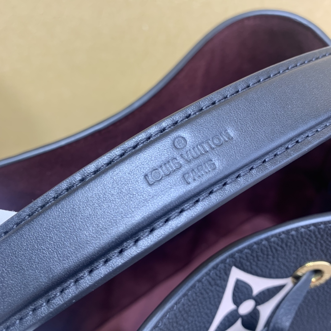 Designer Monogram  NeoNoe MM Bucket Bag - Gorchic - $121.99