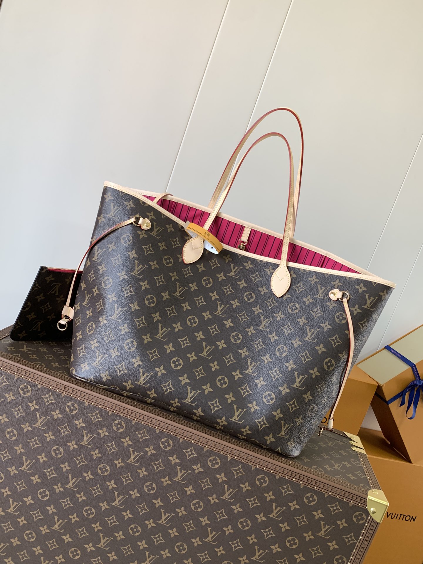 Designer Monogram Neverfull GM Classic Bag - Gorchic - $118.99