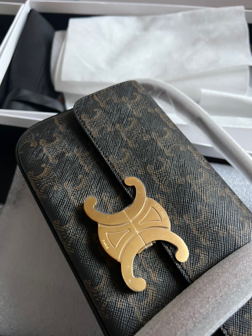 CL shoulder bag claude calfskin - Bag - Gorchic - $129.99