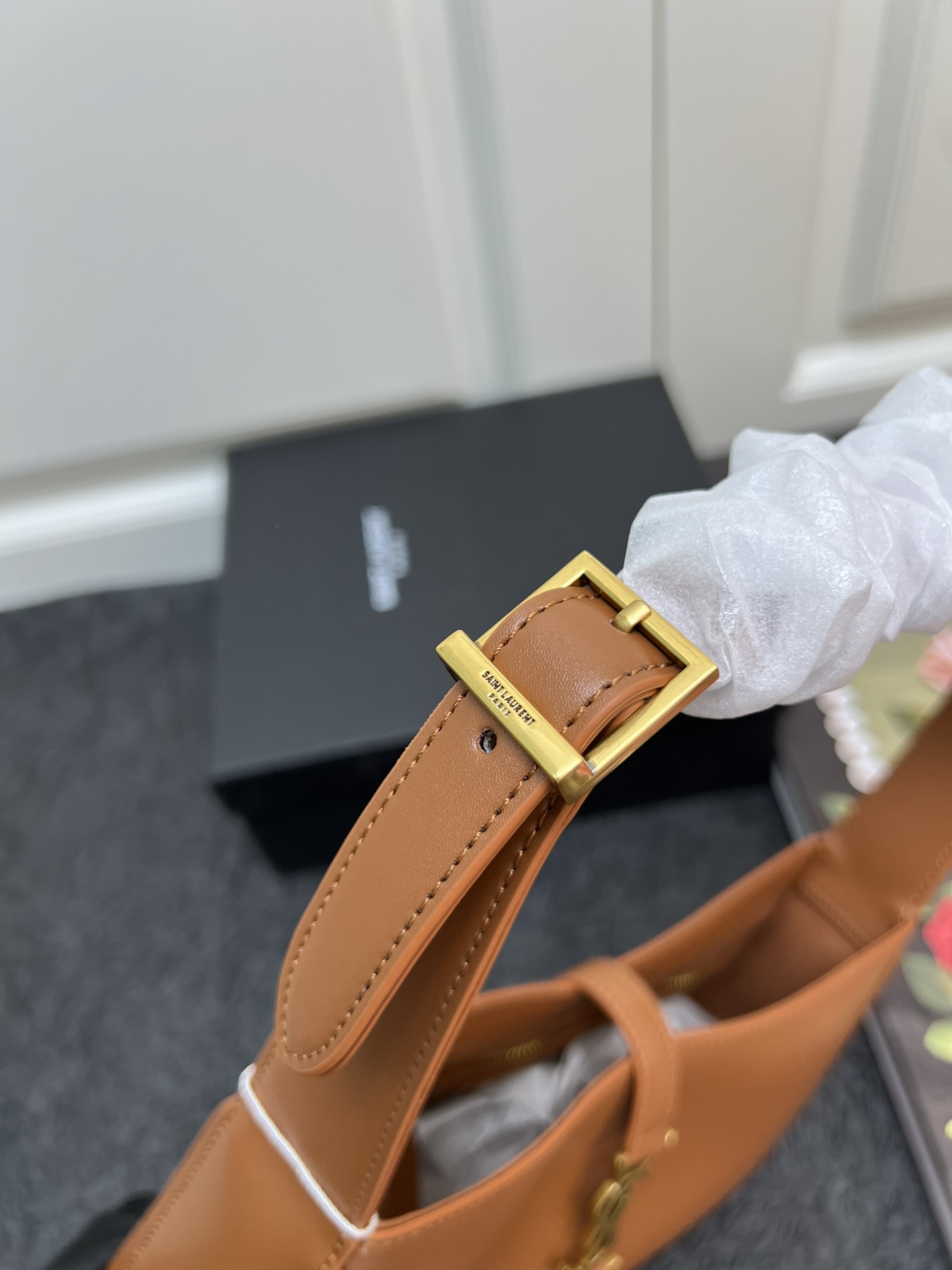 Lady Designer Fashion Le 5 à 7 hobo bag - toffee Bag - Gorchic - $110.99