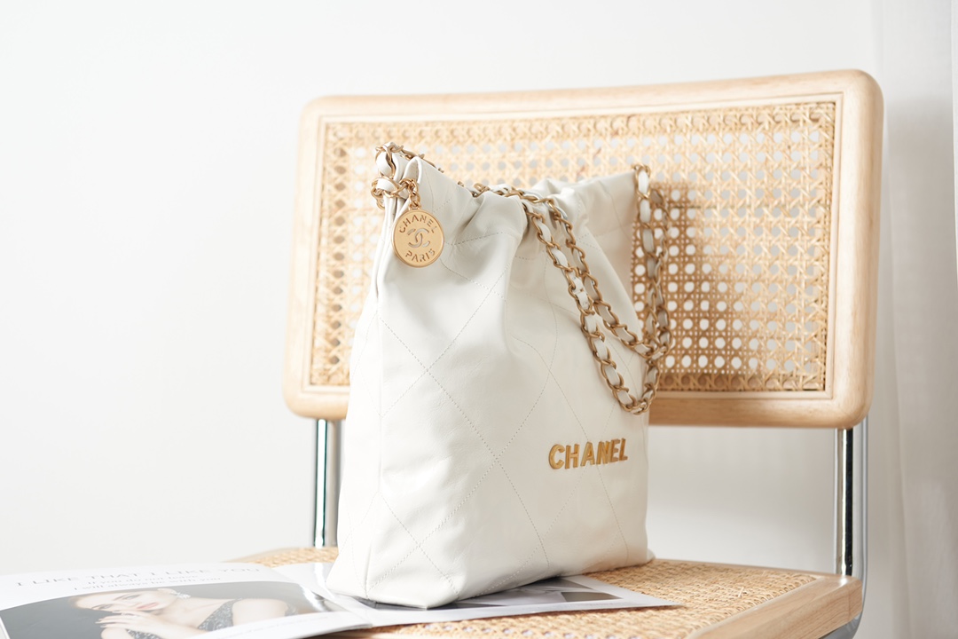 CC Inspired 22 HANDBAG Shiny Calfskin & Sier-Tone Bag - Gorchic - $165.99