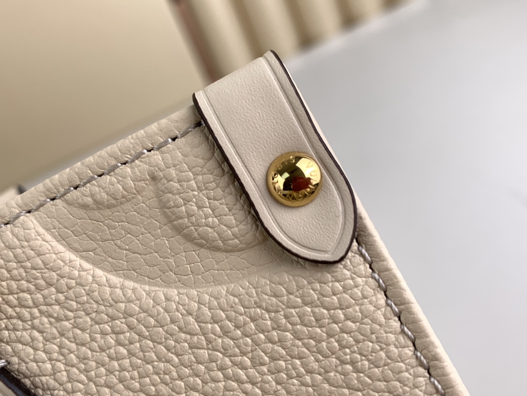 Designer Monogram Canvas Onthego PM HandBag - Gorchic - $114.99