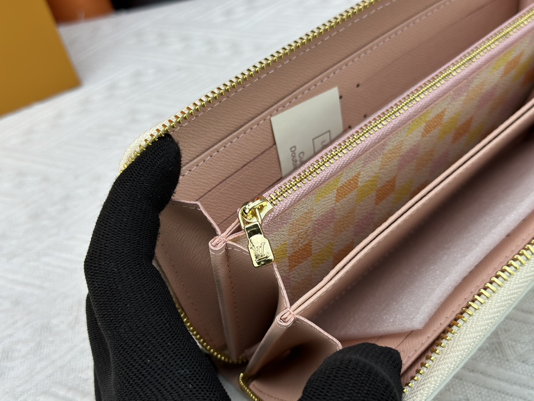 Designer Monogram  Damiericious Zippie Wallet Damier Canvas Wallet-Pink Plaid Wallet - Gorchic - $55.99
