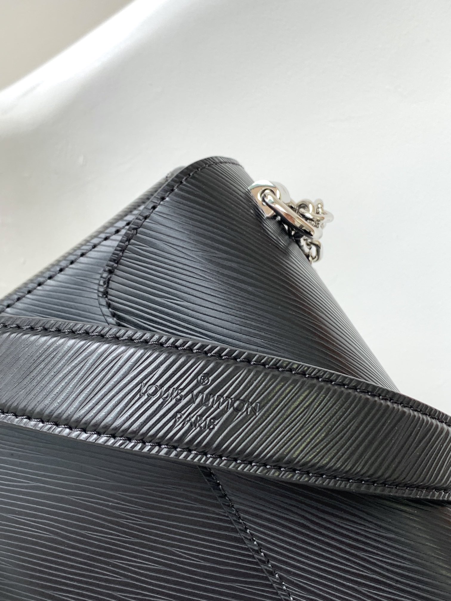 Designer Monogram Twist MM Bag - Gorchic - $148.99