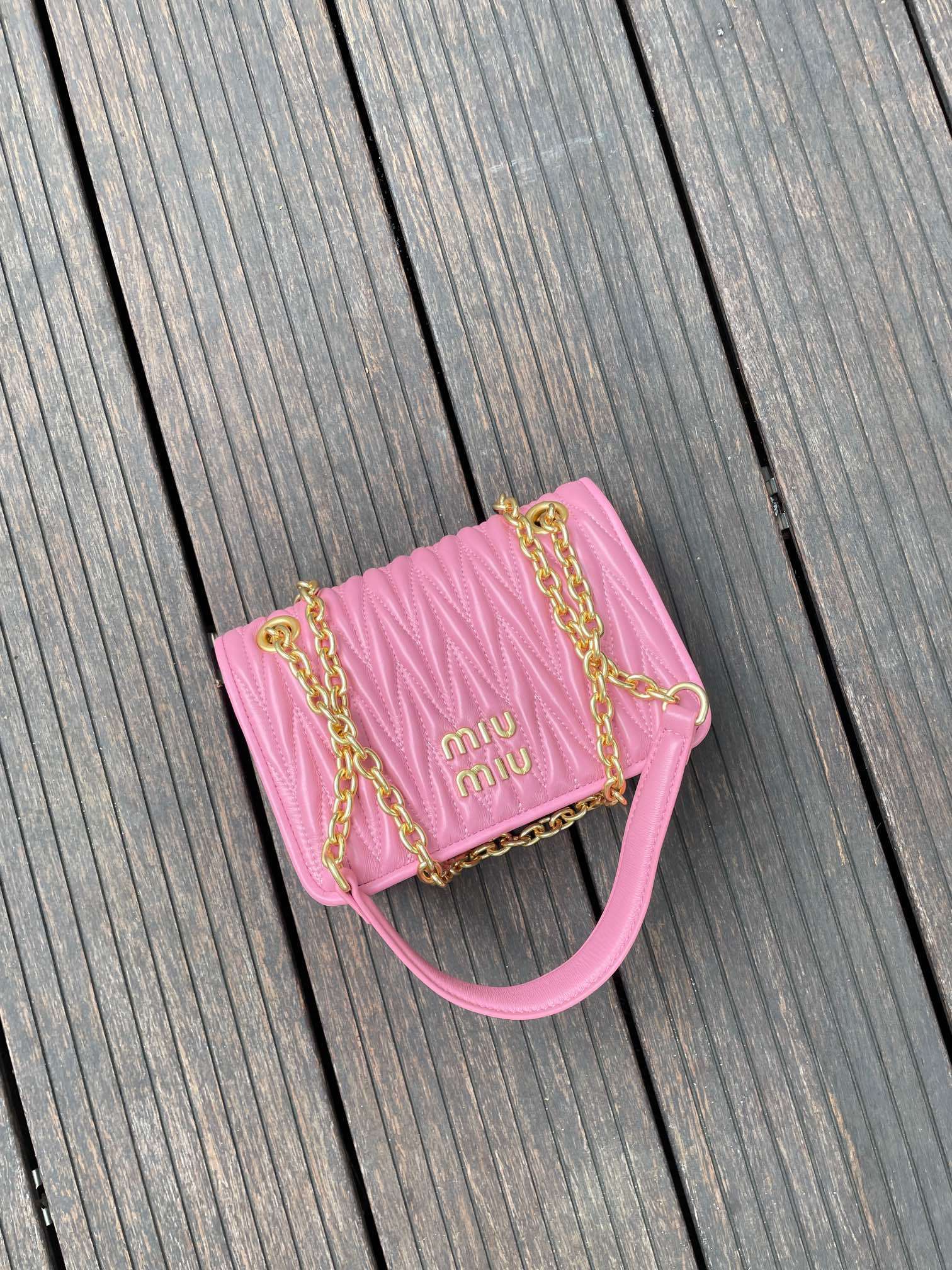 MU Matelassé nappa leather mini bag Rose - Bag - Gorchic - $117.99