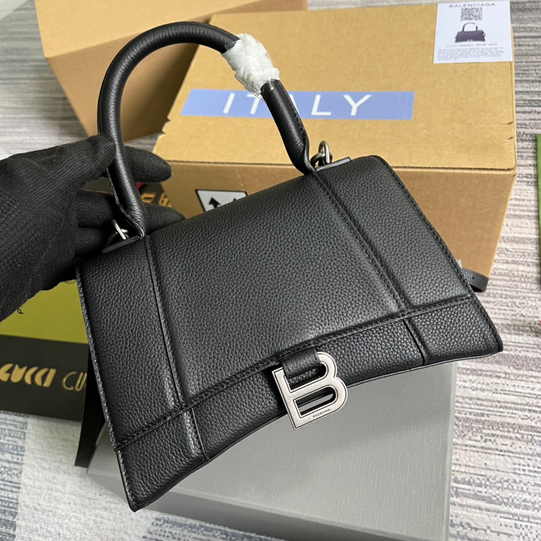 Hourglass iconic HOURGLASS HANDBAG - Bag - Gorchic - $141.99