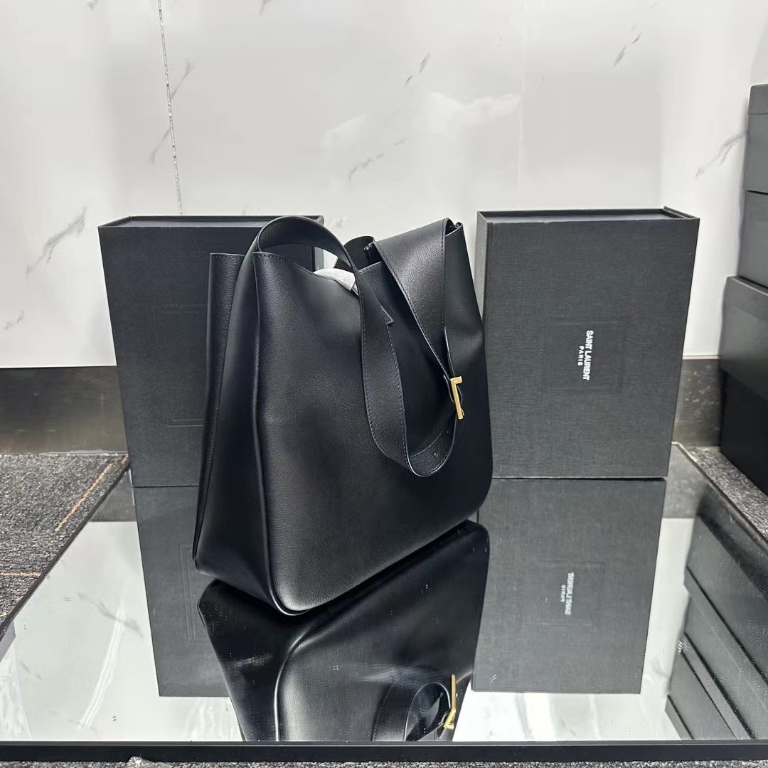 Lady Designer Supple Large leather shoulder bag-Black - Bag - Gorchic - $138.99