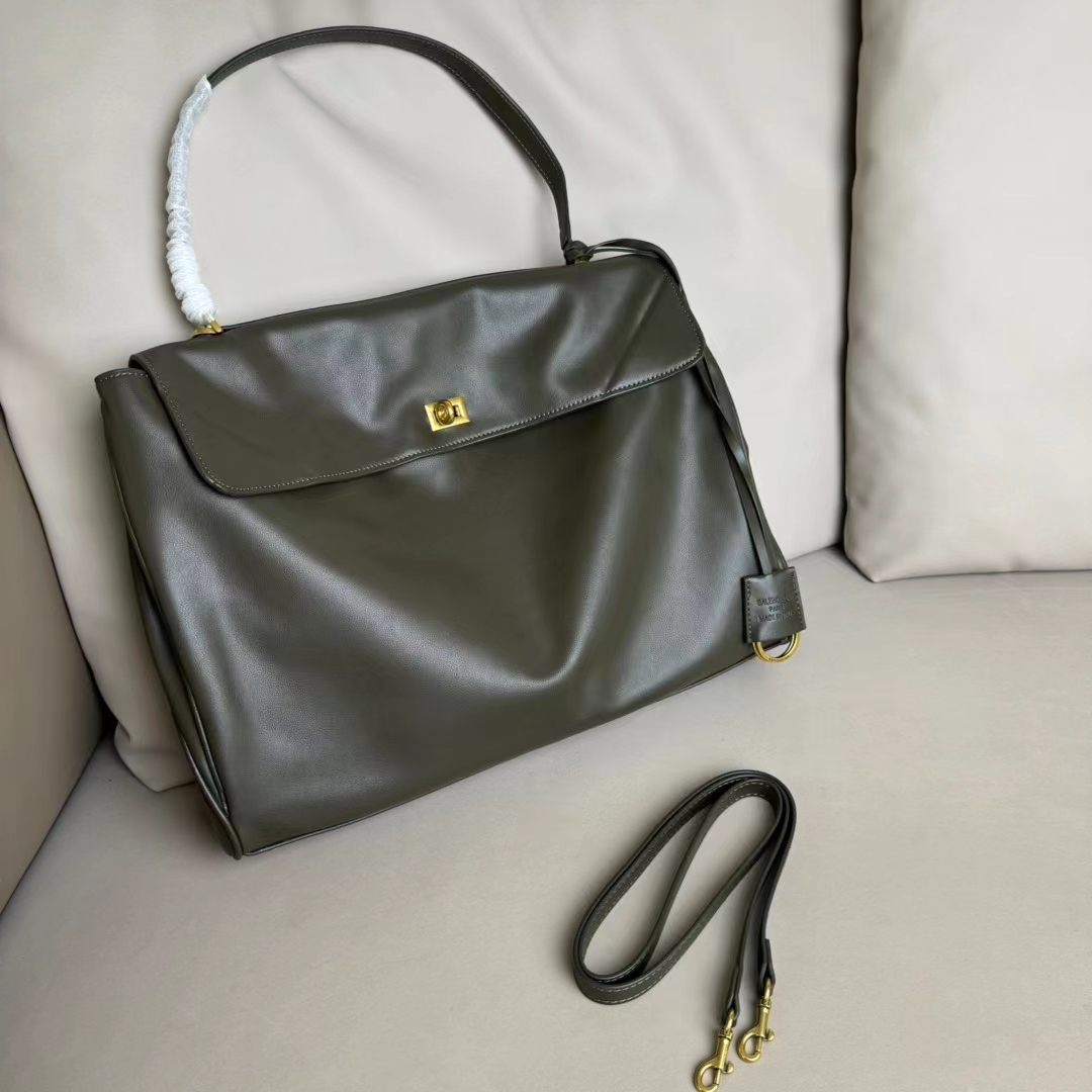 Hourglass iconic Rodeo leather shoulder bag in green and aged-golden hardware Multiple Size - Bag - Gorchic - $169.99