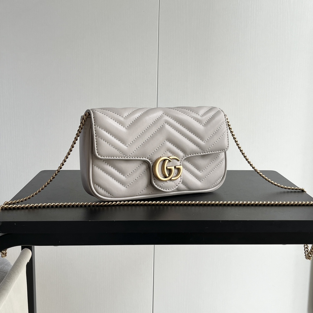 Double-G GG Marmont matelassé leather super mini bag - Gorchic - $129.99
