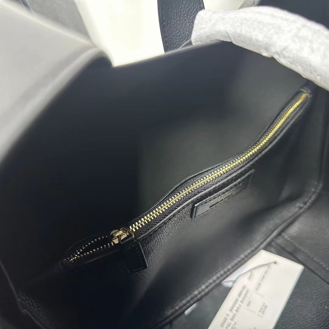 Lady Designer Supple Large leather shoulder bag-Black - Bag - Gorchic - $138.99