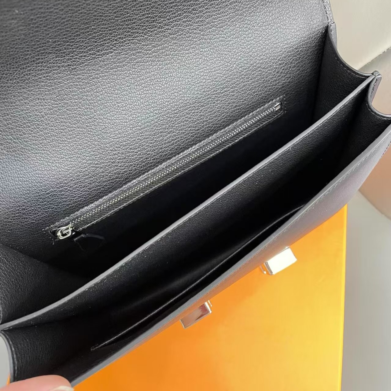 H-Inspired Constance leather Silver crossbody bag - Gorchic - $157.99