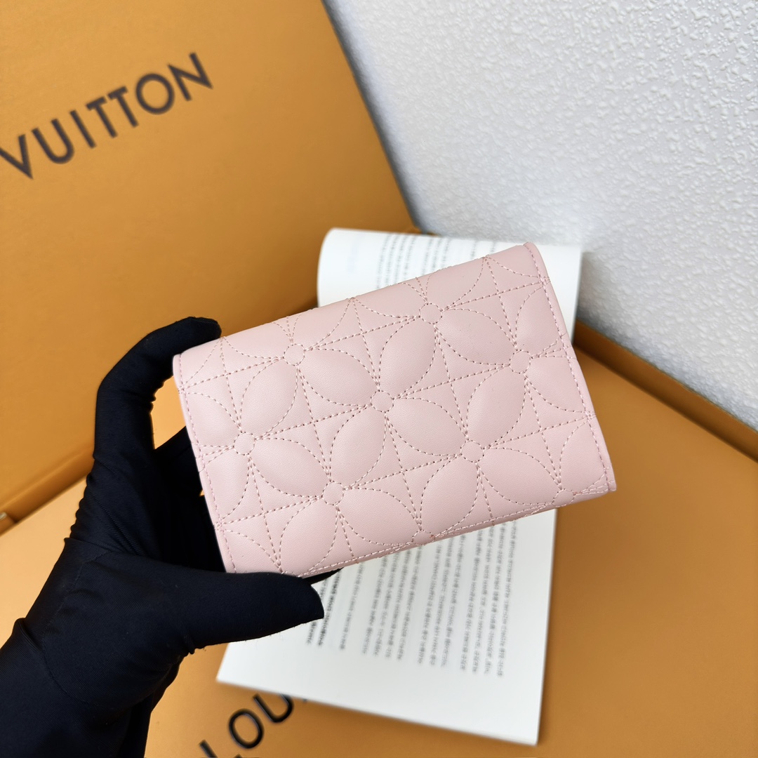 Designer Monogram Capucines Compact Maxi Pink Wallet ﻿ - Gorchic - $59.99