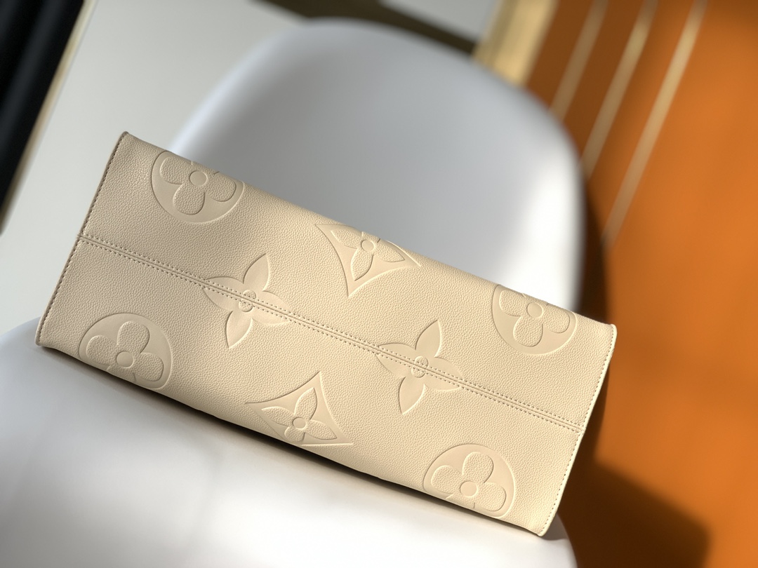 Designer Monogram Canvas Onthego GM White- Bag - Gorchic - $118.99