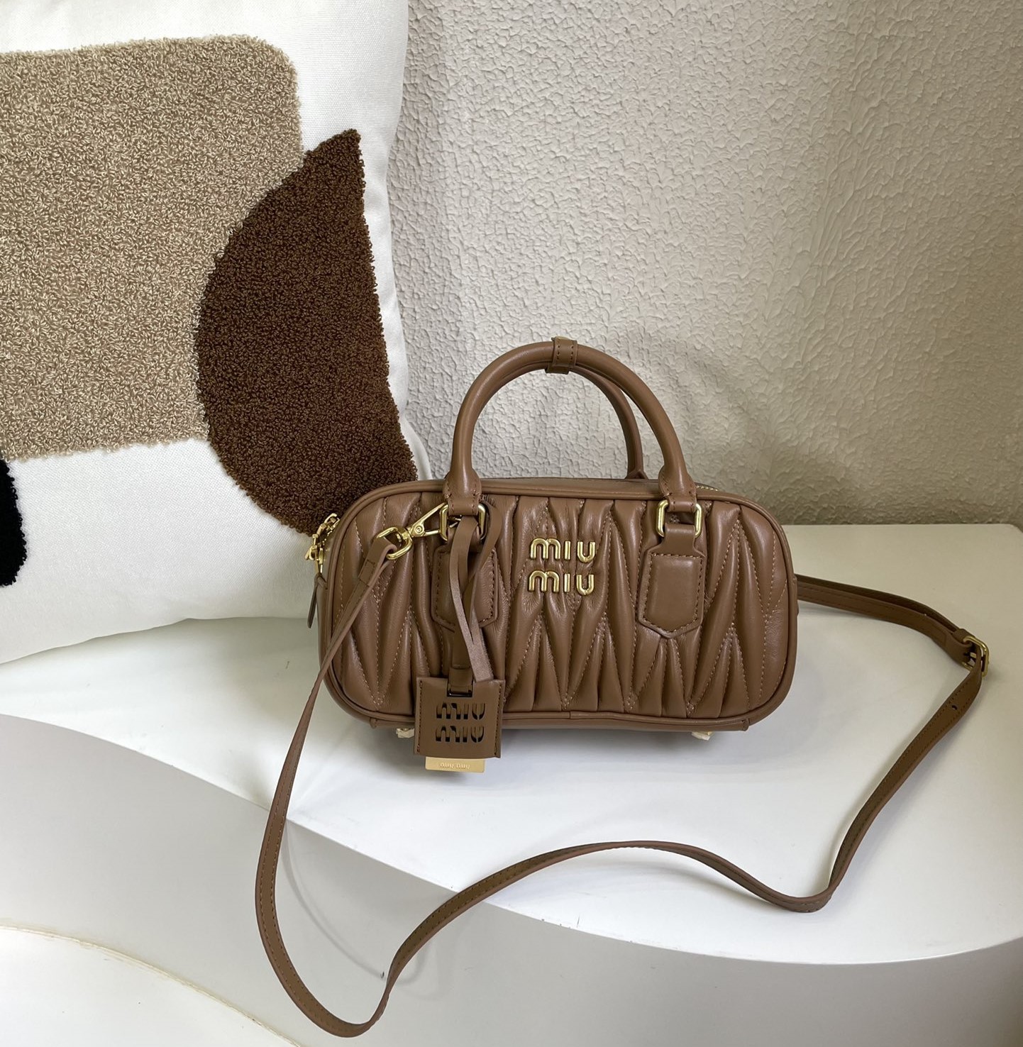 MU Arcadie matelassé nappa leather bag Brown S-wide Size - Bag - Gorchic - $131.99