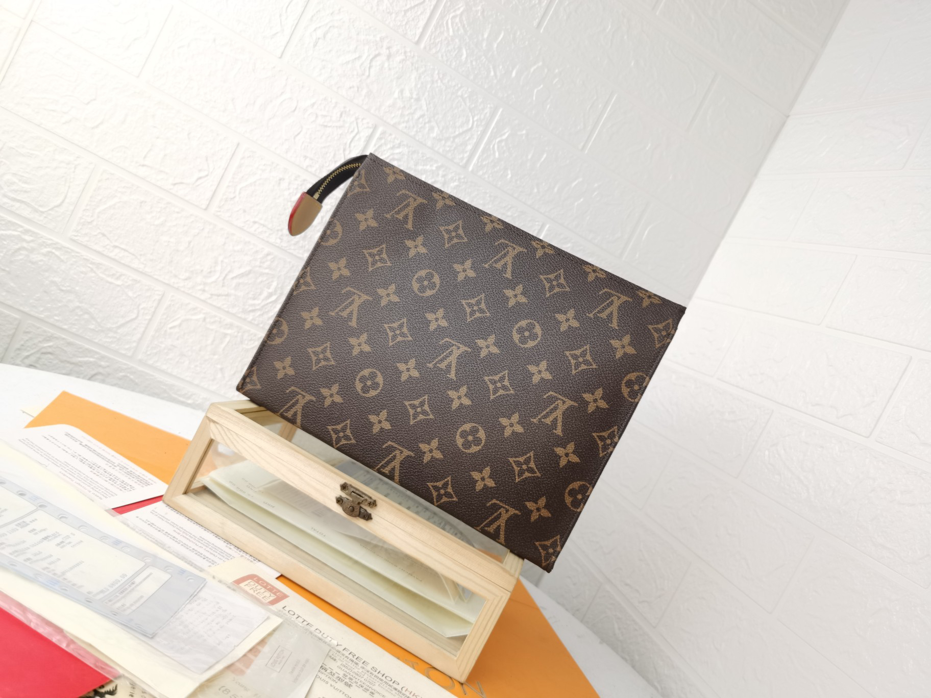 Designer Monogram Monogram Poche Toilette NM - Gorchic - $83.99