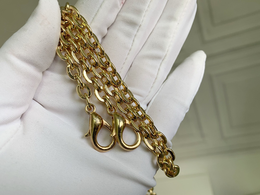 Designer Monogram  Felicie Pochette Monogram Vernis- Bag - Gorchic - $82.99