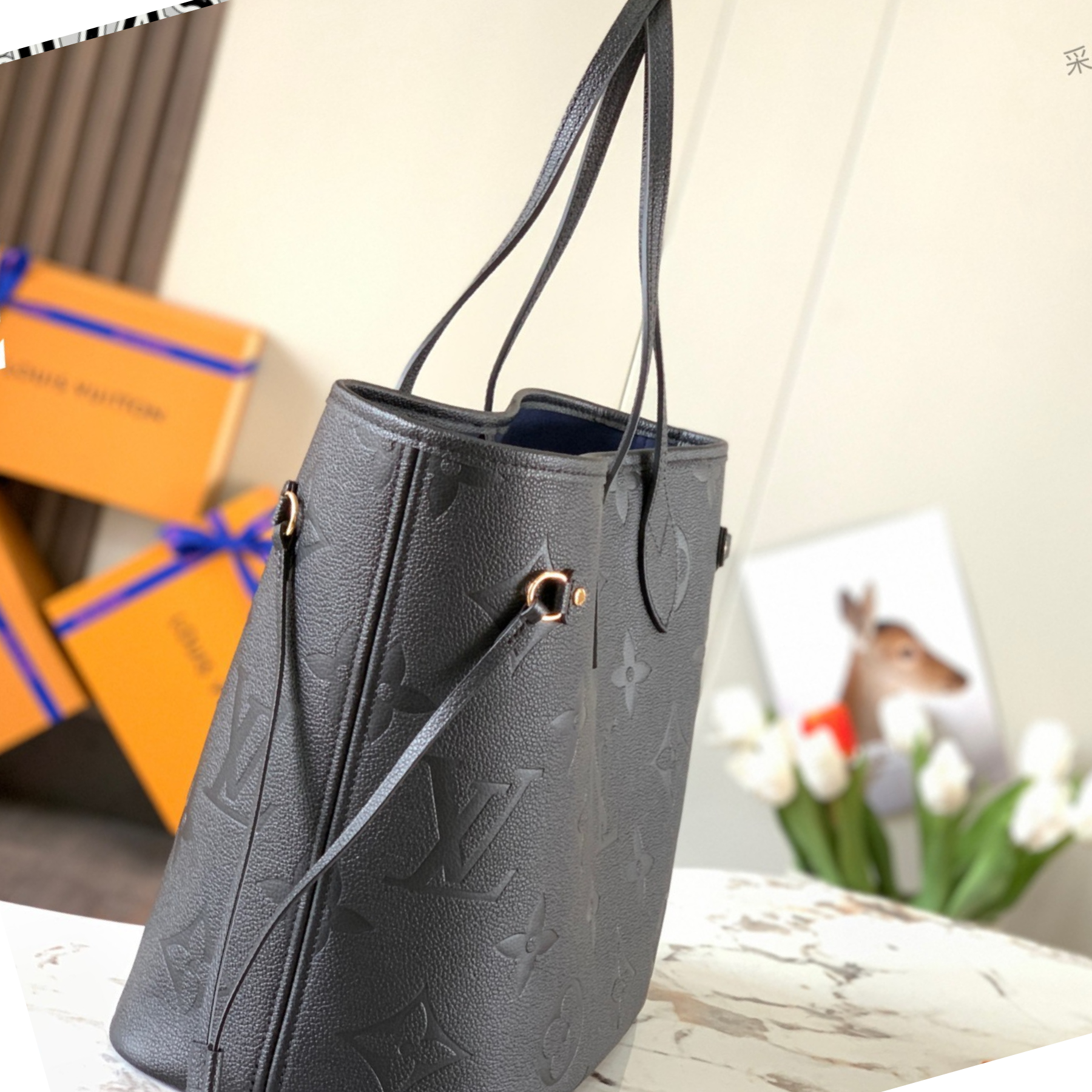 Designer Monogram Neverfull Black Embossed Medium Handbag - Gorchic - $118.99