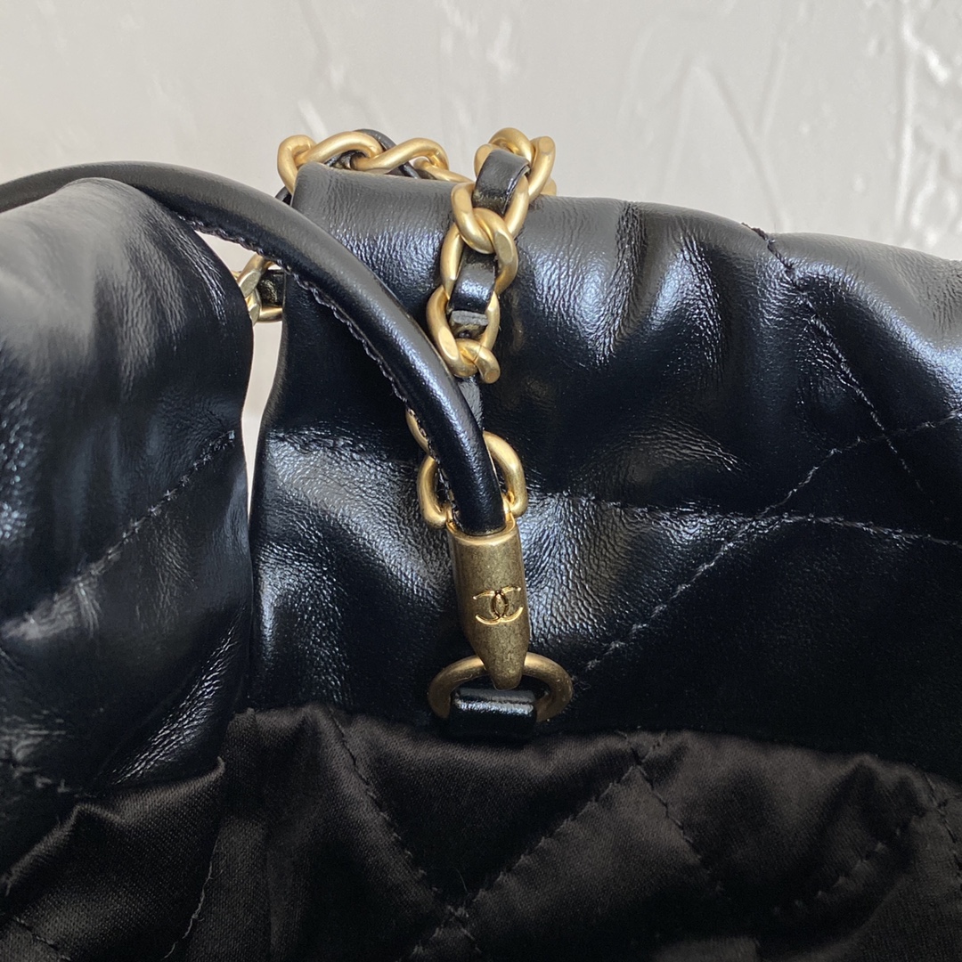 CC Inspired 22 MINI HANDBAG Shiny Calfskin & Gold-Tone Metal Black - Bag - Gorchic - $132.99