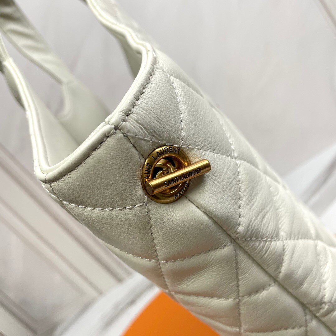 Lady Designer ICARE MAXI SHOPPING BAG IN QUILTED Calfskin WHITE - Bag - Gorchic - $135.99