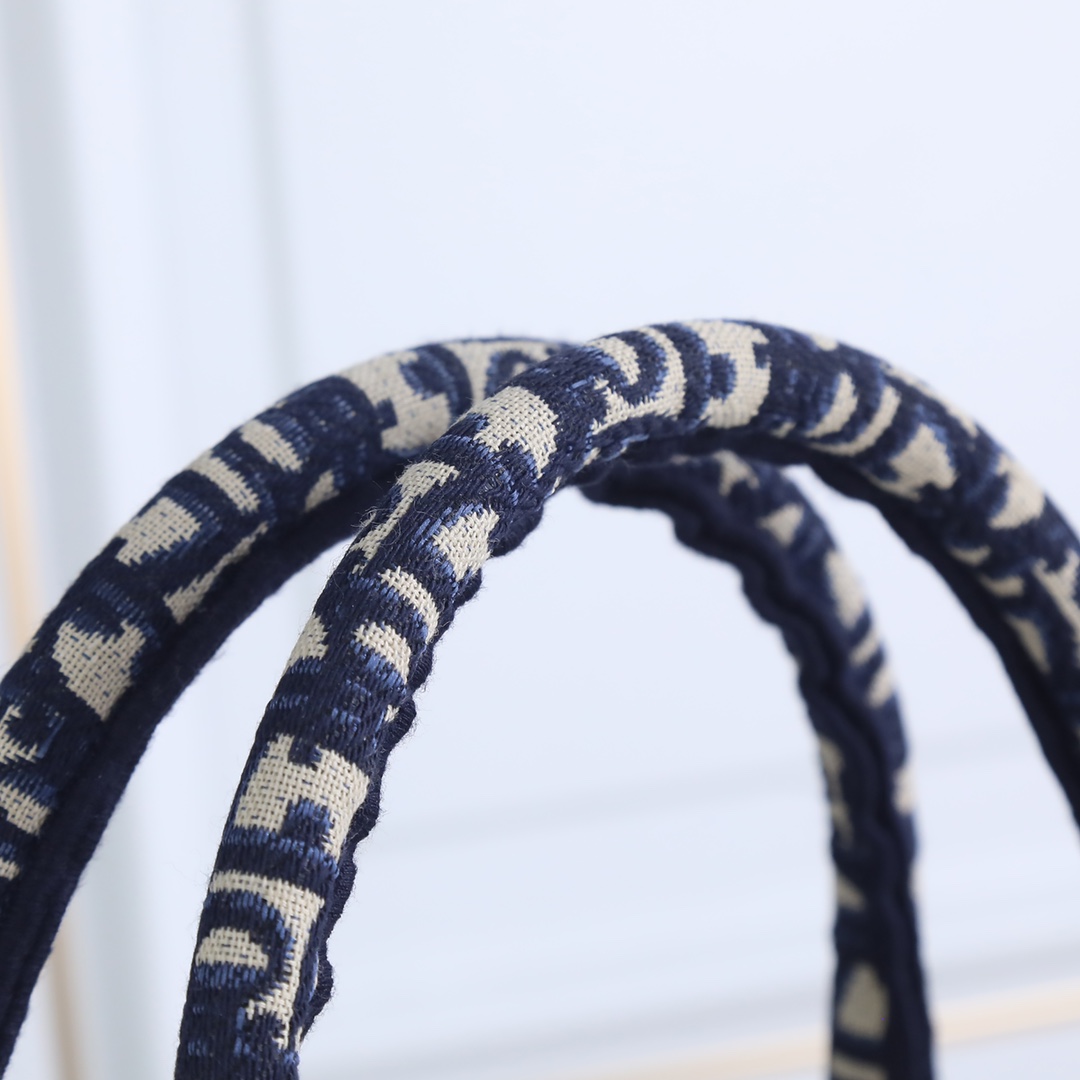 D Inspired Book Tote - Medium - Bag - Gorchic - $146.99