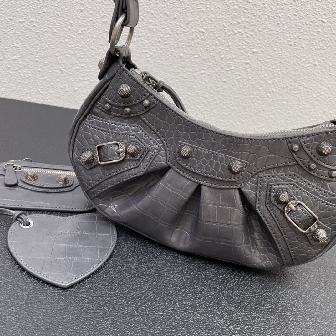 Hourglass iconic Le Cagole XS shoulder bag - Gorchic - $157.99