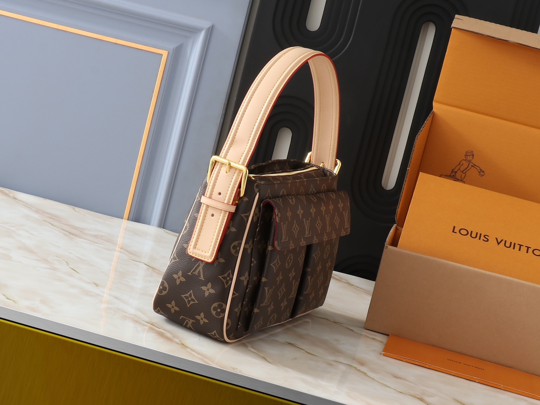 Designer Monogram Monogram Viva Cite Shoulder Bag - Gorchic - $117.99