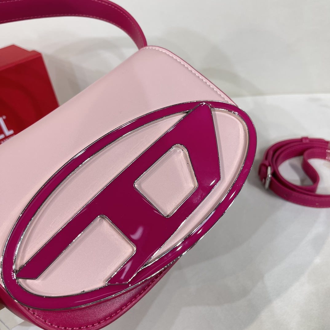 1DR Shoulder Bag - Gorchic - $98.99