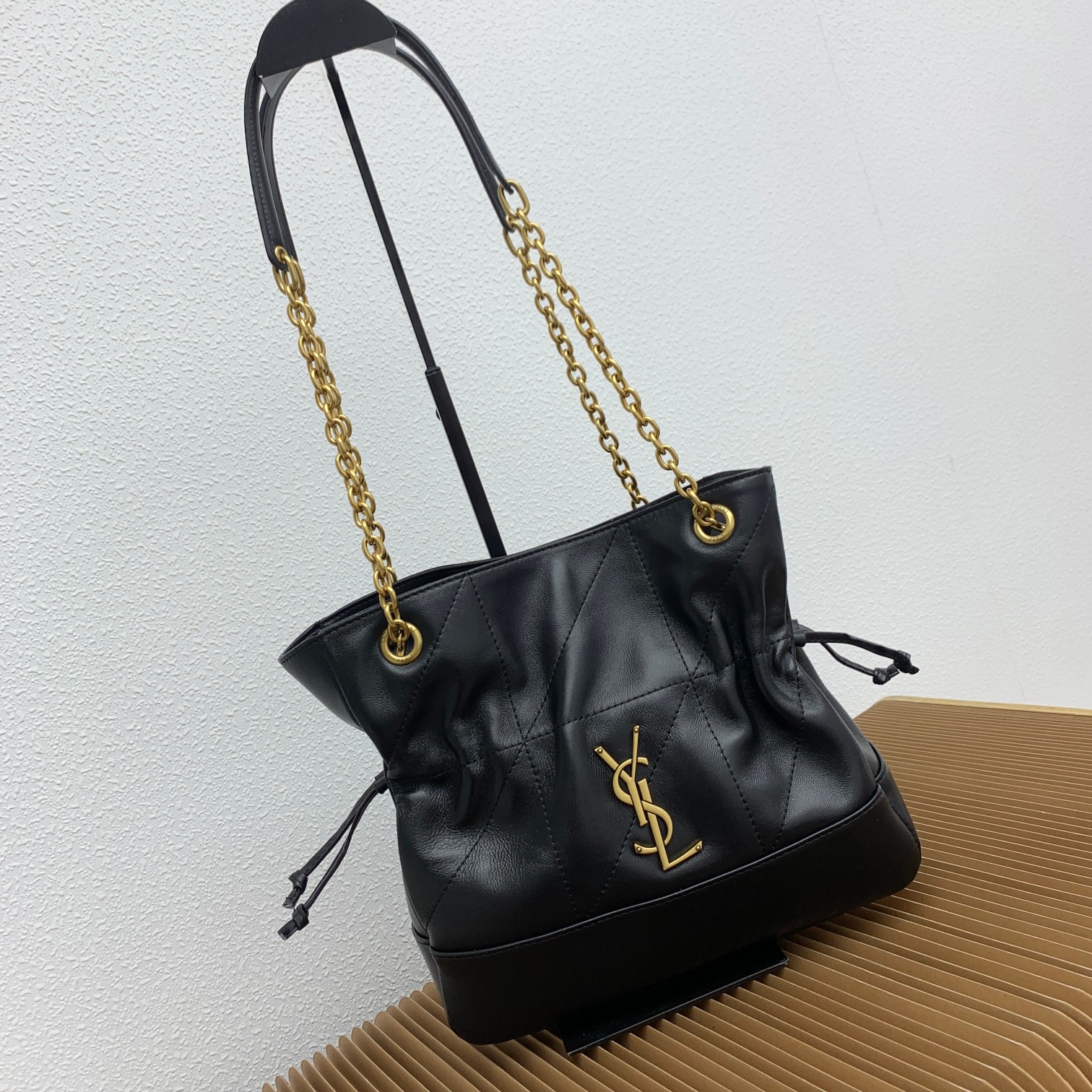 Lady Designer Jaime 4.3 Small Pochon Calfskin chain bag - Gorchic - $146.99