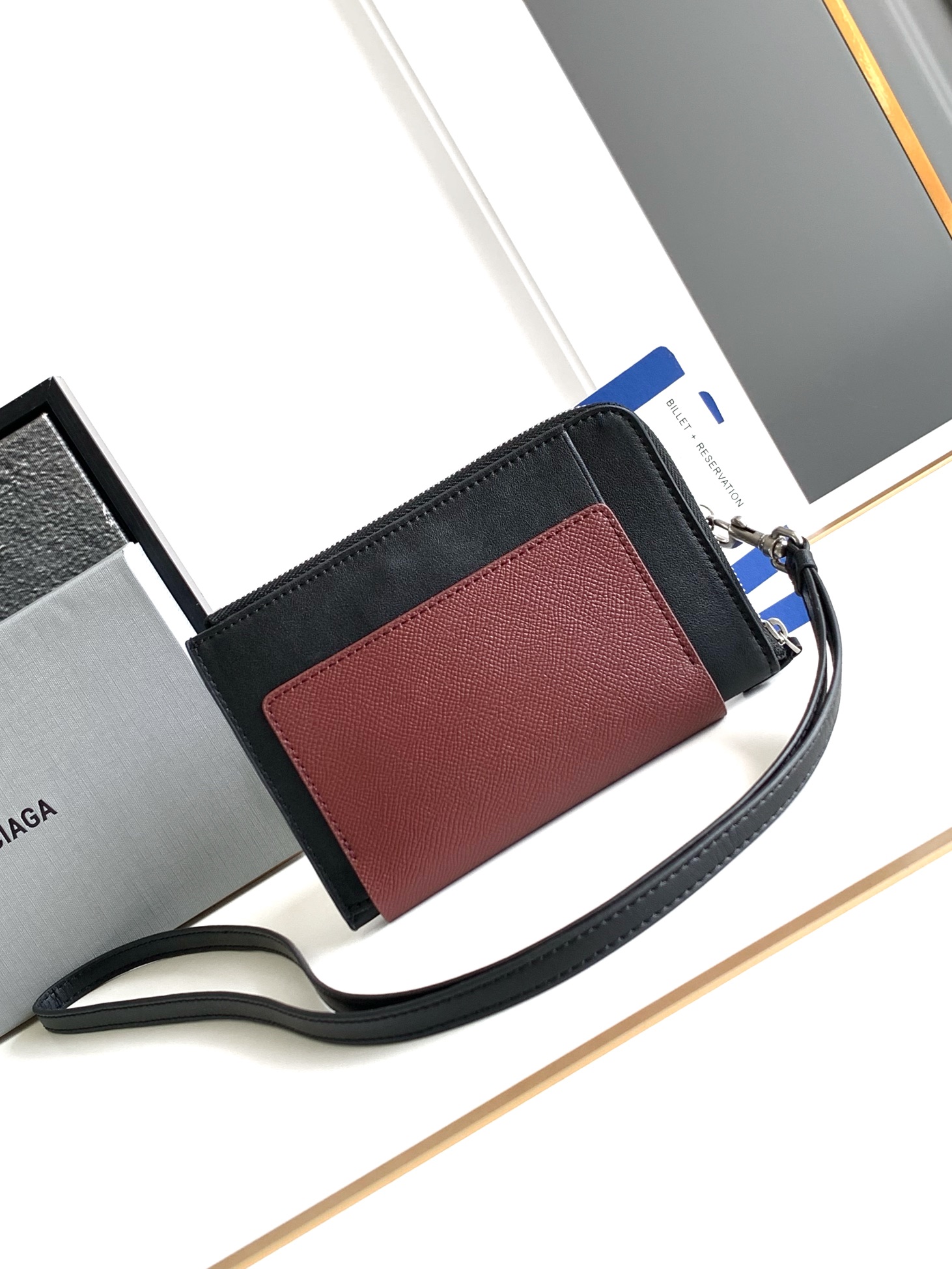 Hourglass iconic Men's Red Passport Long Wallet 1 Ticket - Bag - Gorchic - $139.99