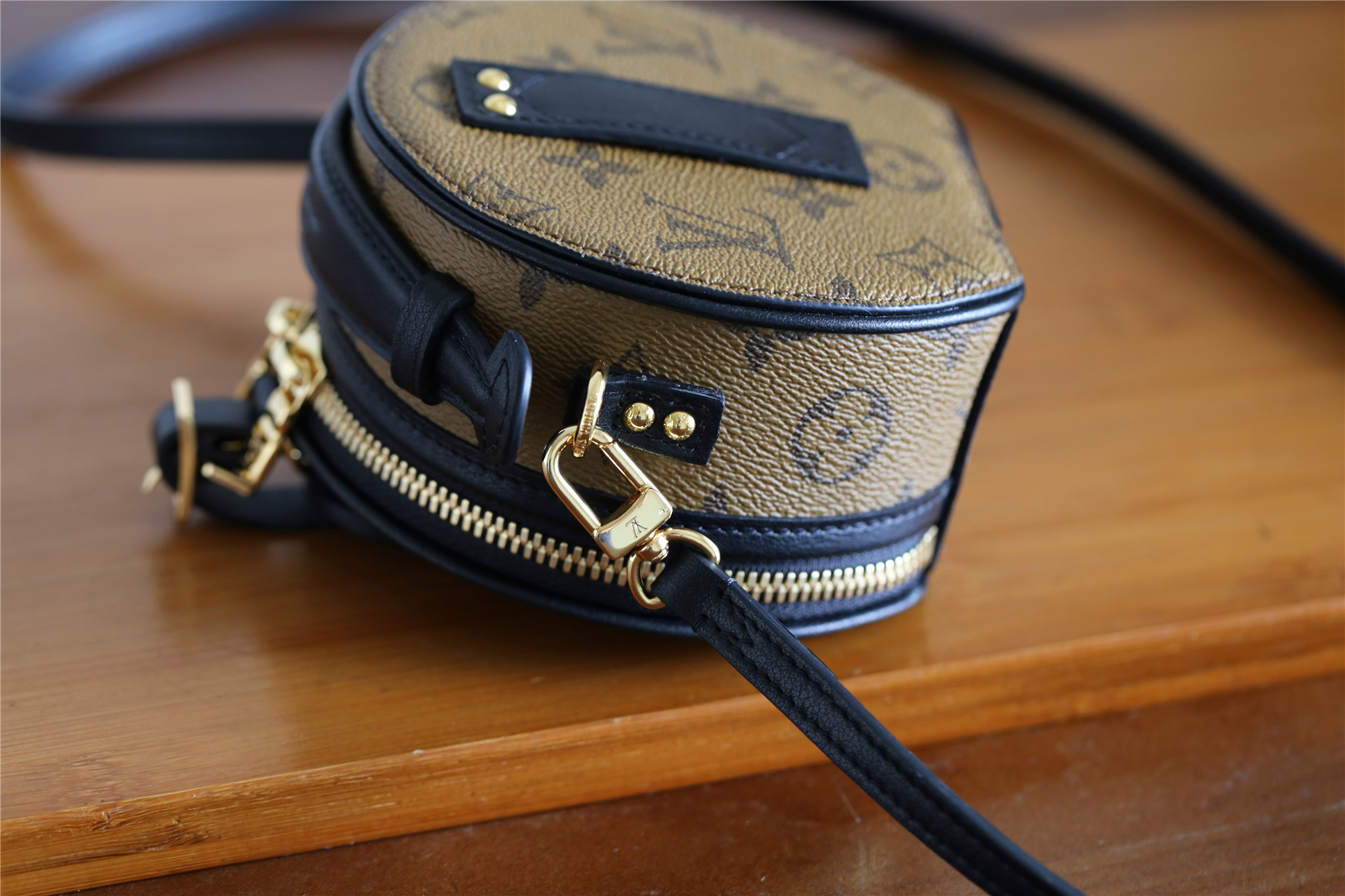 Designer Monogram REVERSE MINI BOITE CHAPEAU BAG - Gorchic - $122.99