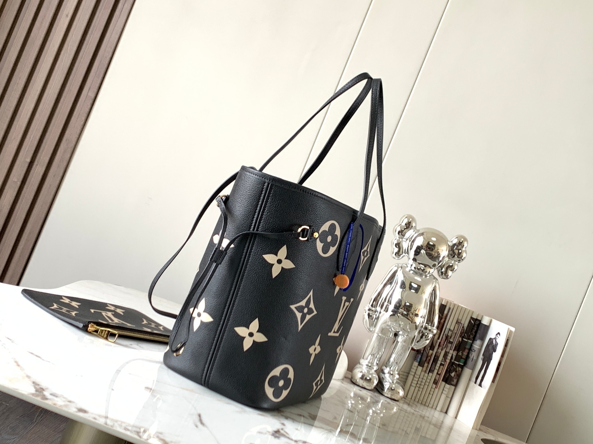 Designer Monogram Neverfull MM Black Embossed Medium Shopper Bag - Gorchic - $124.99