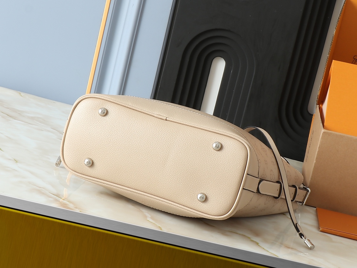 Designer Monogram Flore Galent Bag - Gorchic - $137.99