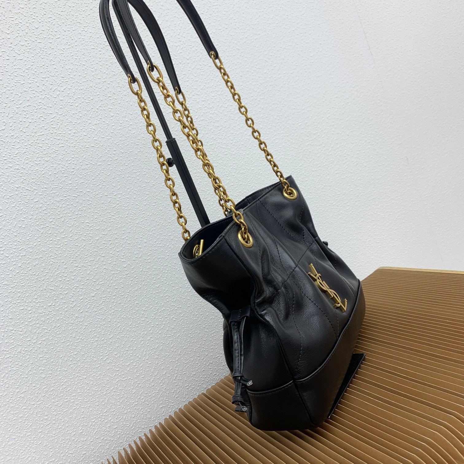 Lady Designer Jaime 4.3 Small Pochon Calfskin chain bag - Gorchic - $146.99
