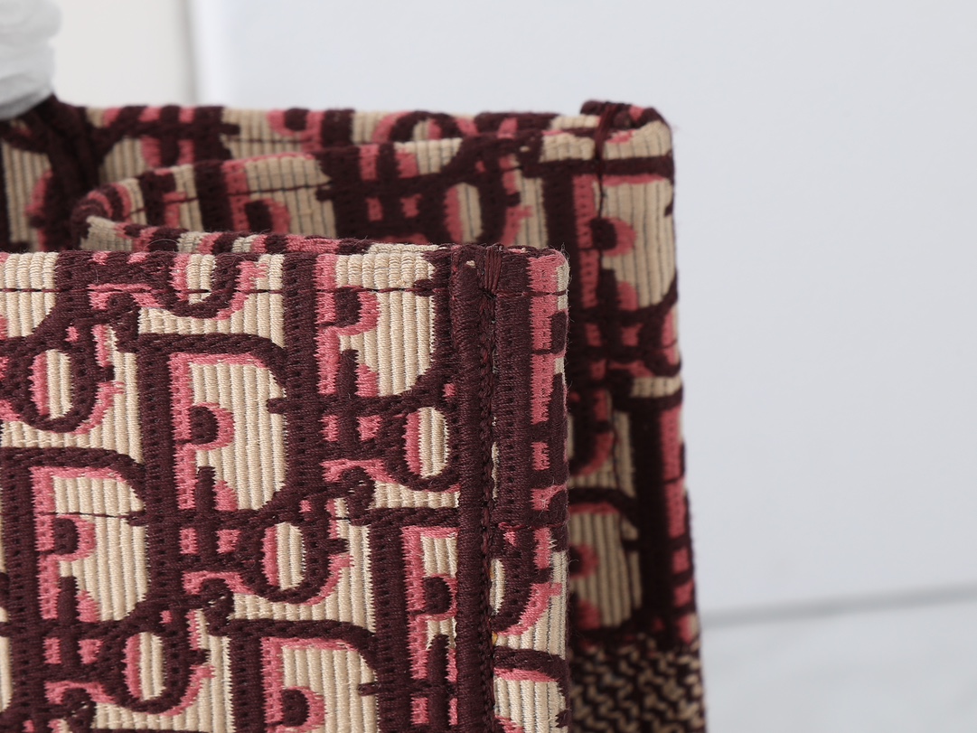 D Inspired Book Tote - Medium - Bag - Gorchic - $146.99