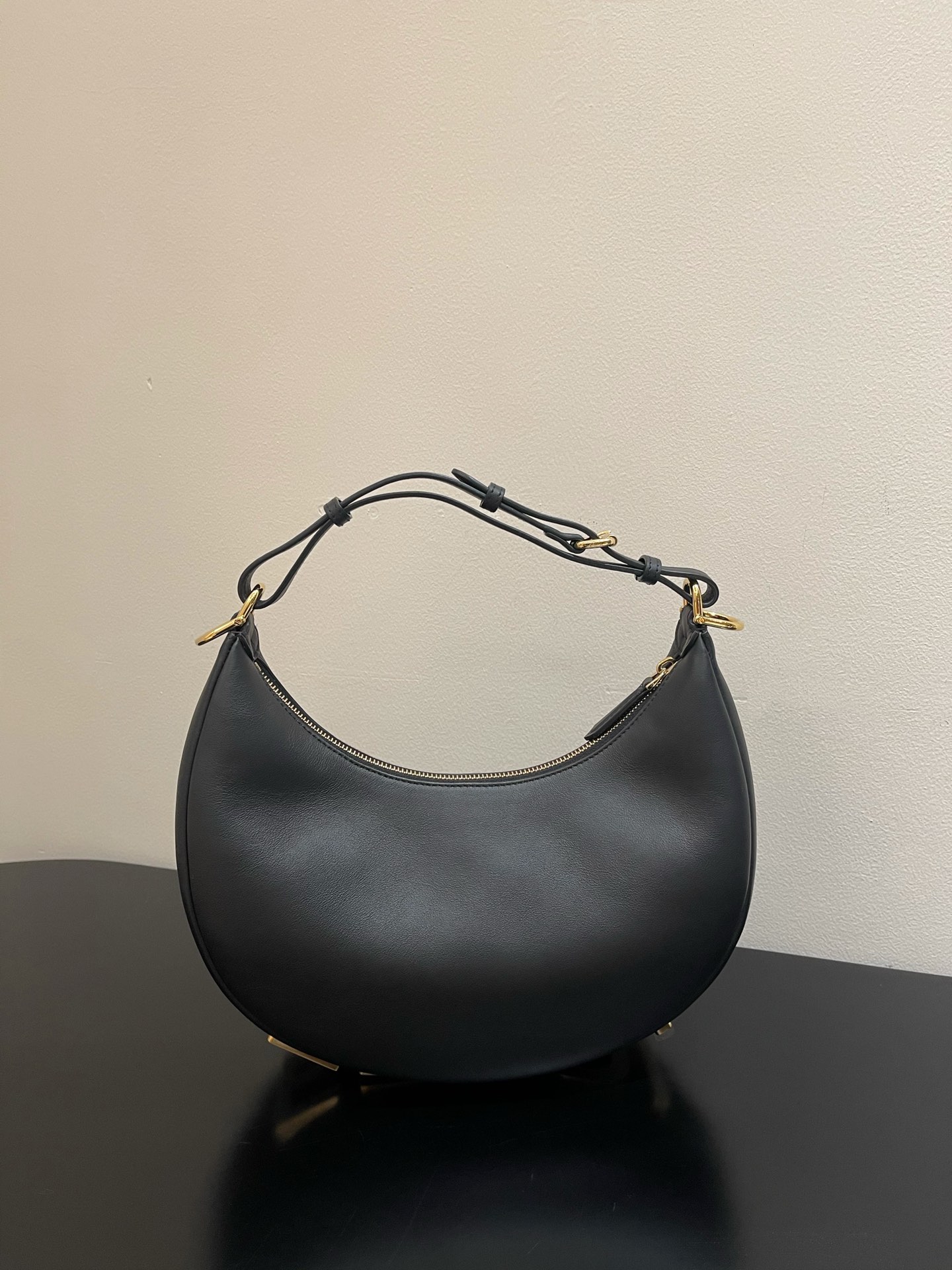 FD Graphie Small Black Leather Bag - Gorchic - $136.99