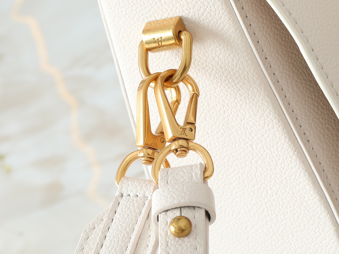 Designer Monogram Twist White Bag - Gorchic - $157.99